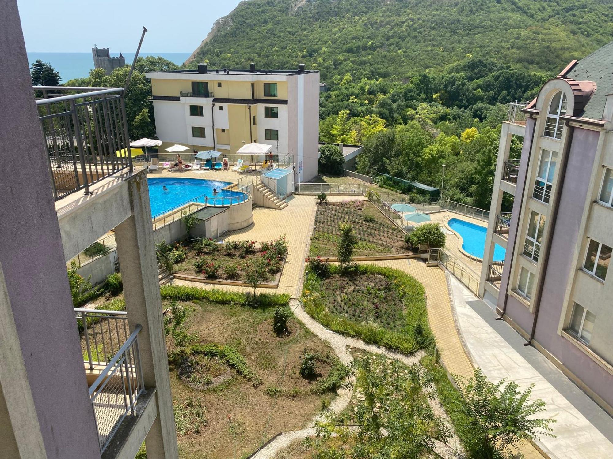 Kavarna Hills מראה חיצוני תמונה